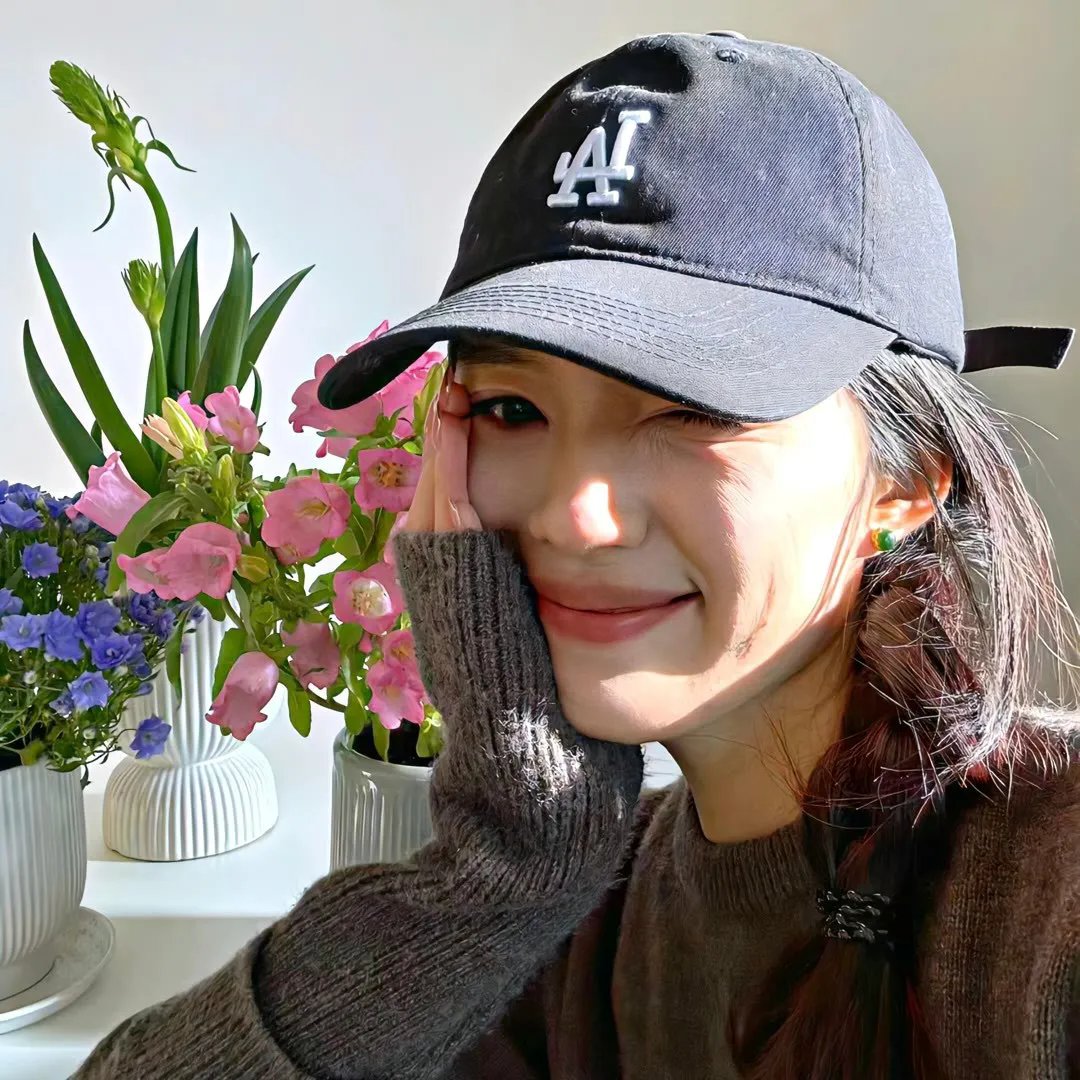 威震四方